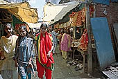 Kangra - the market on the labyrinth of alleys leading to Bajreshwari Devi Temple.